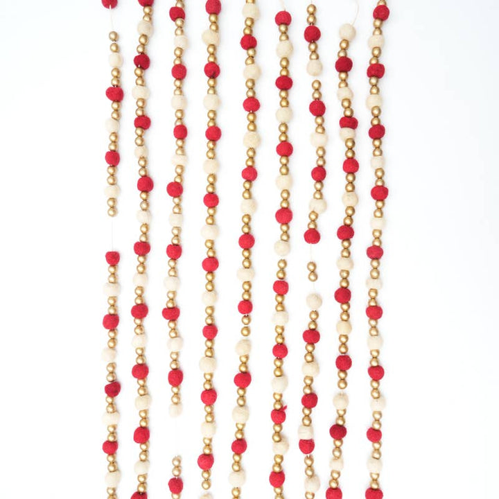 Pompom Garland Red / White