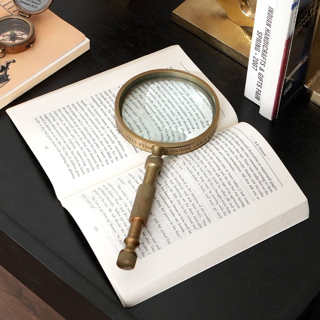 Cast Aluminum Handle Magnifying Glass