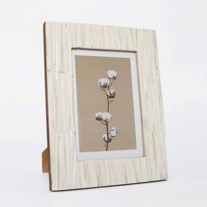 Chisseled Photo Frame / Ivory Bone / 5X7 / 4Pcs Per Inner  / Moq - 4Pcs